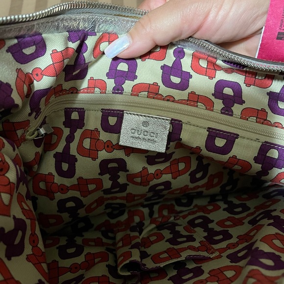 Gucci Leather Hobo - Picture 6 of 6